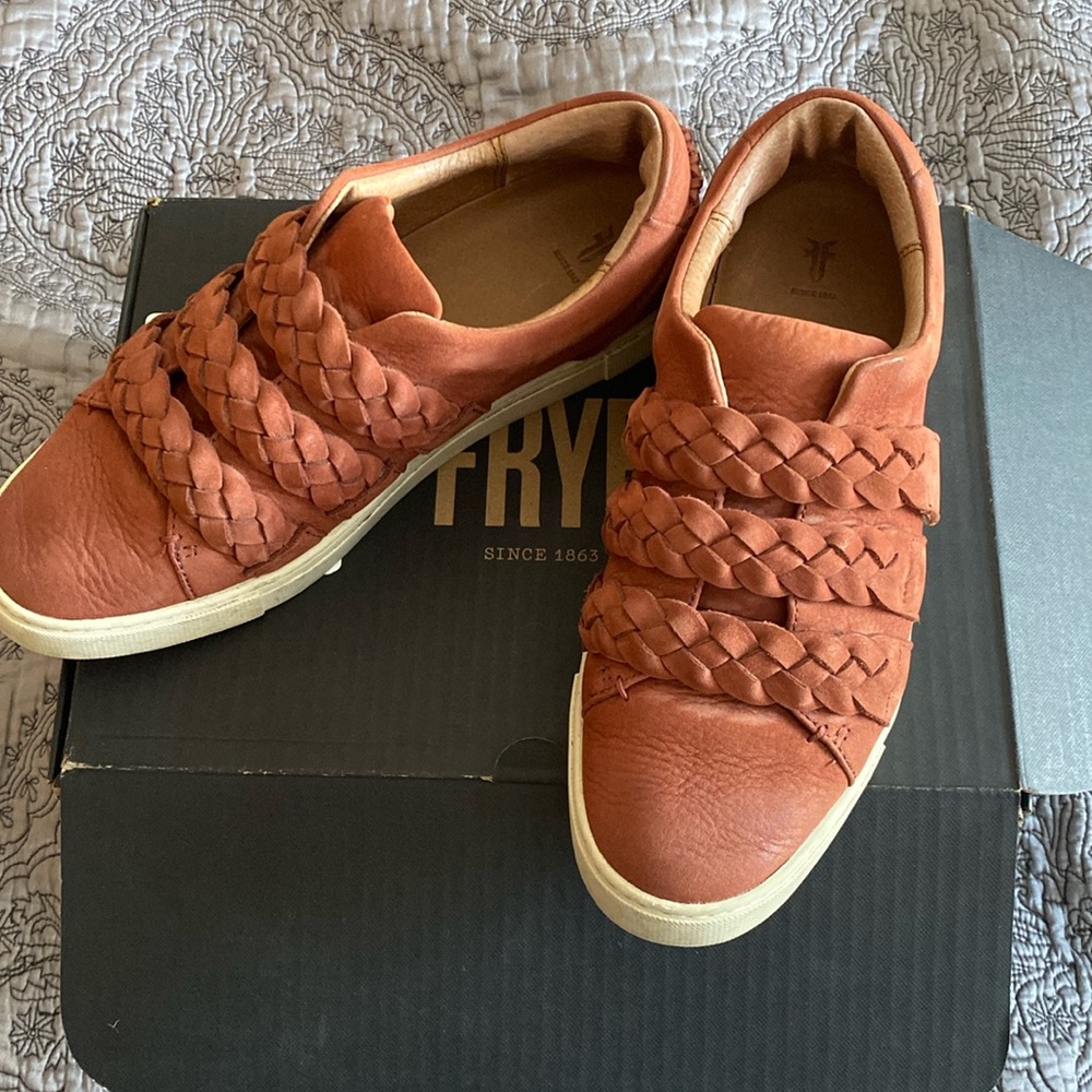 Frye Leather sneakers